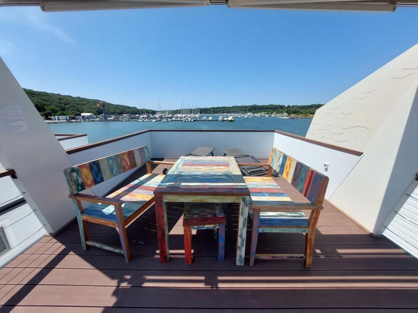 House Boat Oliva - Floating House Villa Pula Buitenkant foto